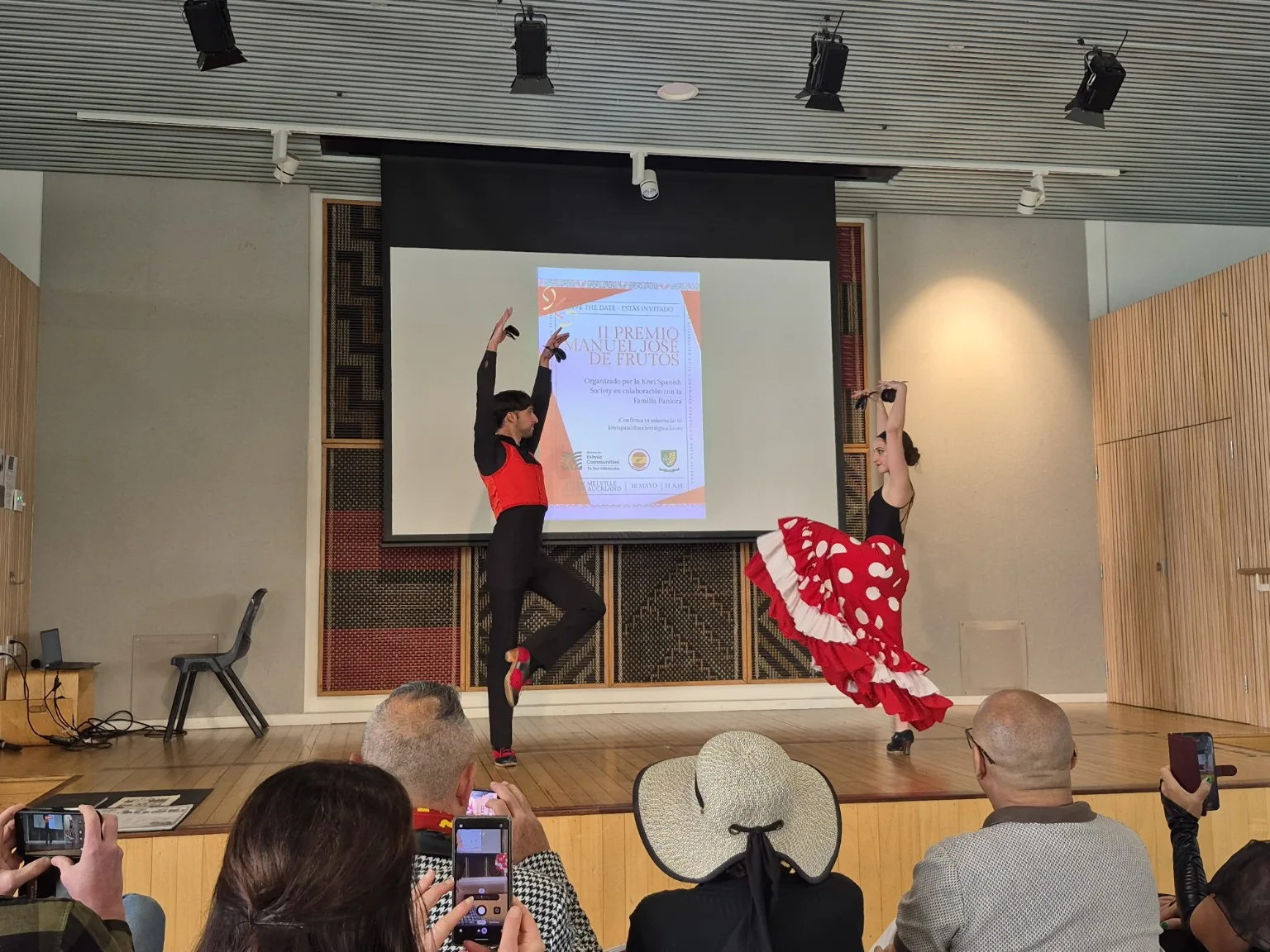 Actuación de flamenco durante la entrega del Premio Manuel José de Frutos